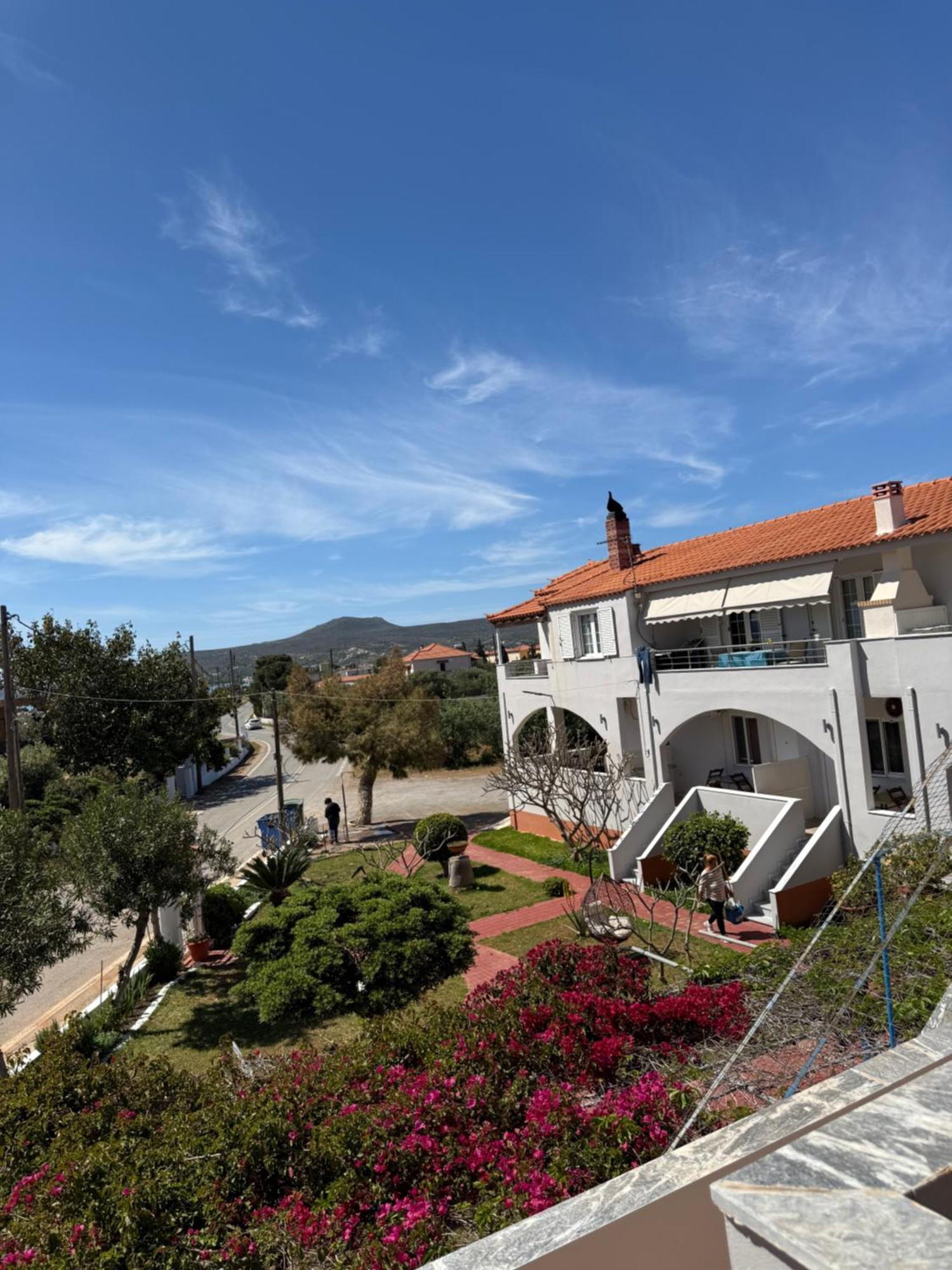 Vias Hotell Neápolis Exteriör bild