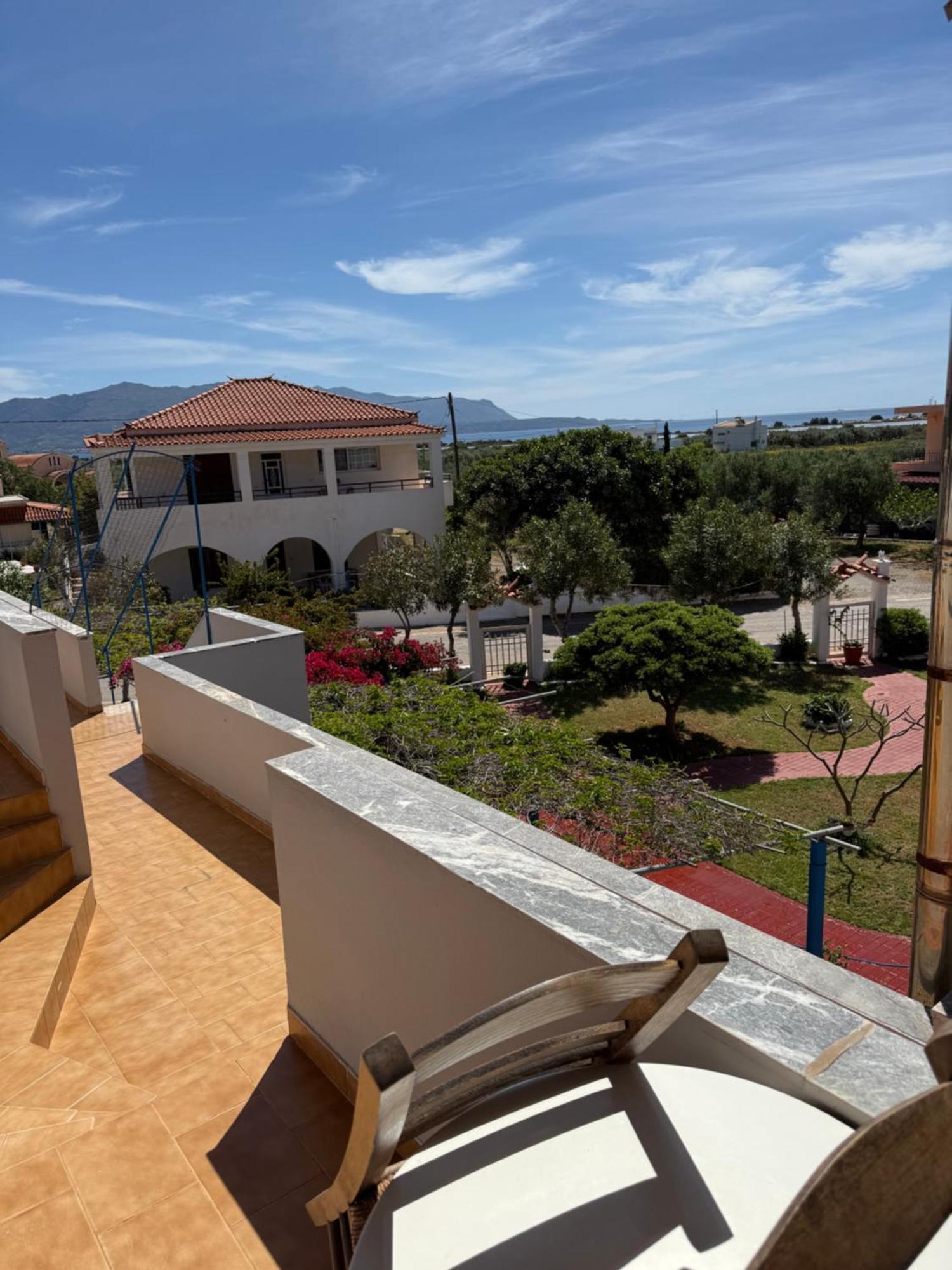 Vias Hotell Neápolis Exteriör bild