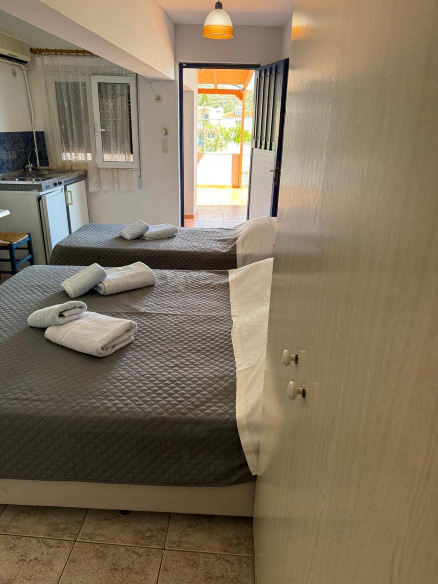 Vias Hotell Neápolis Exteriör bild