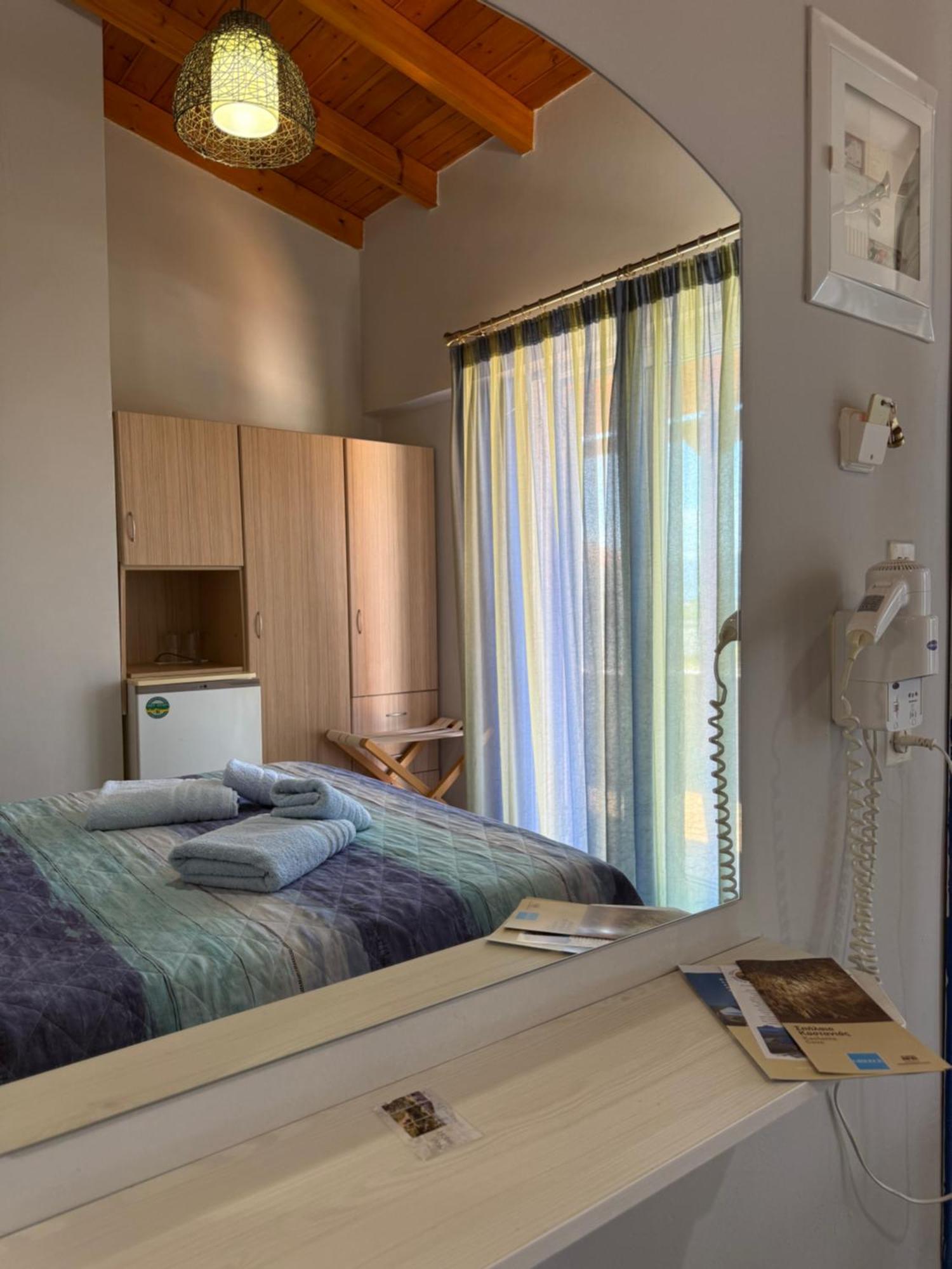 Vias Hotell Neápolis Exteriör bild