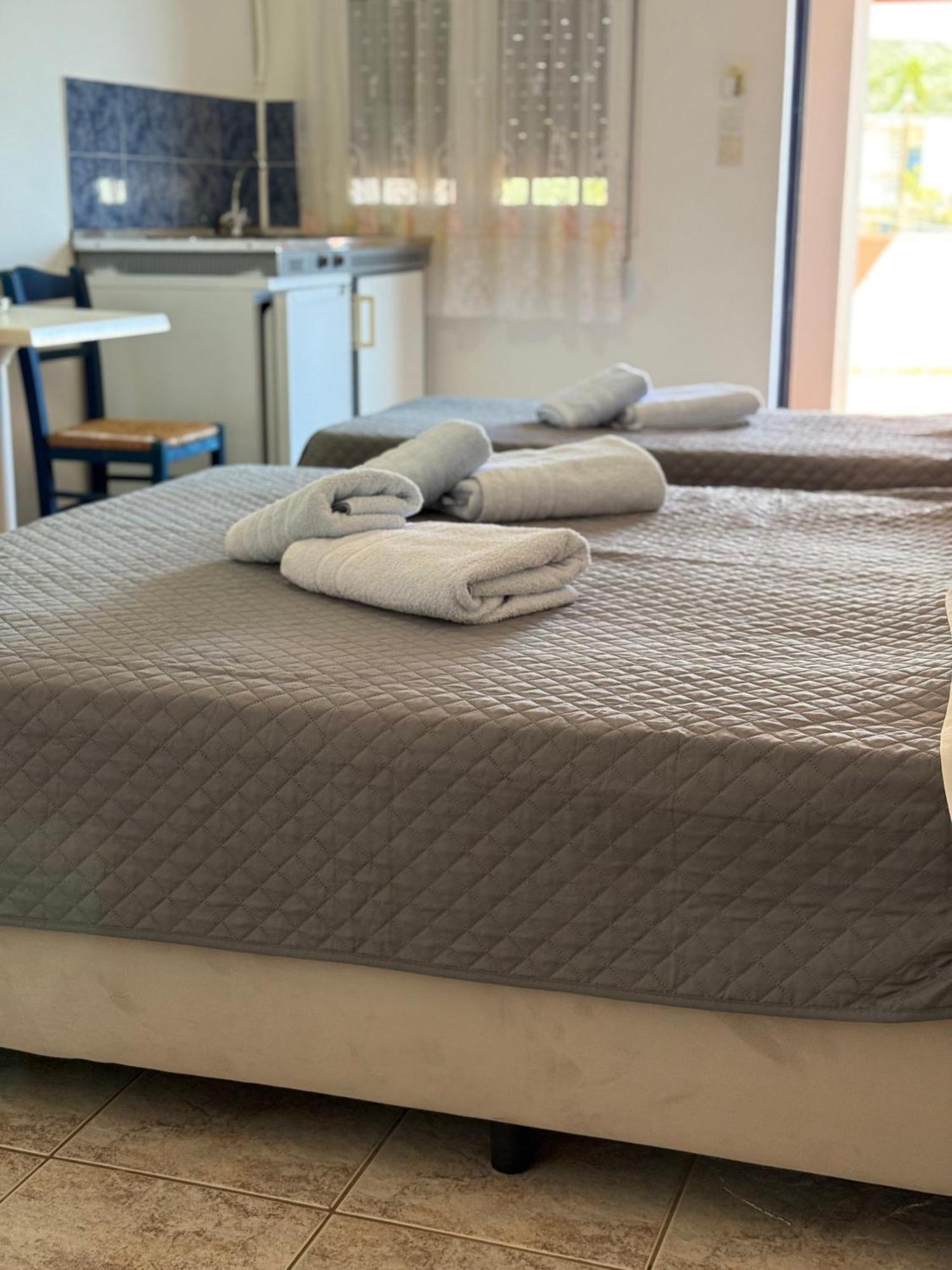 Vias Hotell Neápolis Exteriör bild