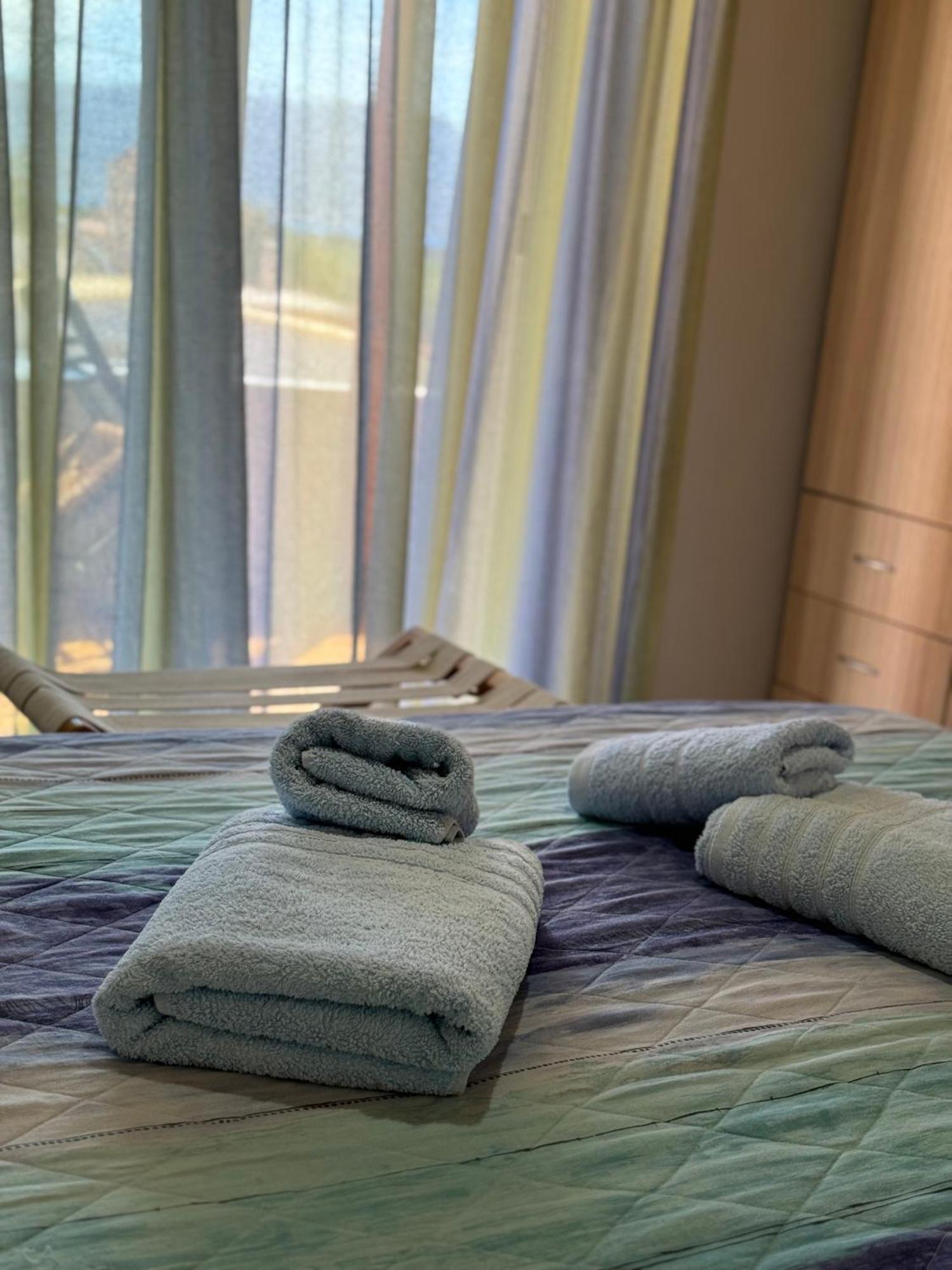 Vias Hotell Neápolis Exteriör bild