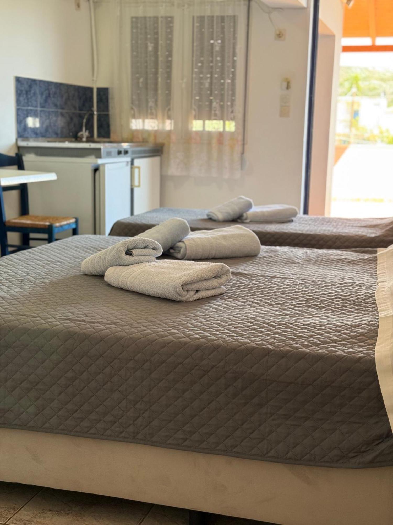 Vias Hotell Neápolis Exteriör bild