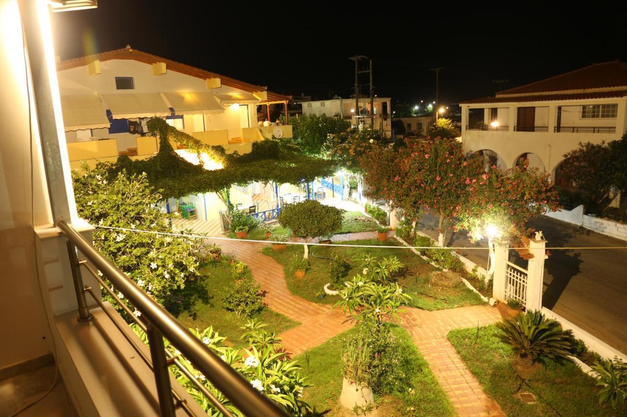 Vias Hotell Neápolis Exteriör bild